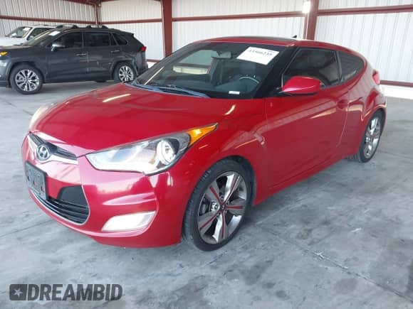 2016 Hyundai Veloster with VIN KMHTC6AD6GU268543, listed as a IAAI auction lot 43566235 with 190,488 mi miles and . Bid and sale history available at DreamBid. Image 2.