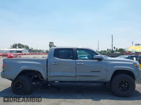 2021 Toyota Tacoma TRD Off Road с VIN 3TMCZ5AN8MM421834, выставлен на аукционе IAAI как лот 42918023 с пробегом 77 116 миль миль и . История ставок и продаж доступна на DreamBid. Изображение 6.