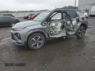 2023 Chevrolet TrailBlazer RS с VIN KL79MUSLXPB159436, выставлен на аукционе Copart как лот 86508825 с пробегом 49 545 миль миль и Списание • Salvage title. История ставок и продаж доступна на DreamBid. Изображение 1.