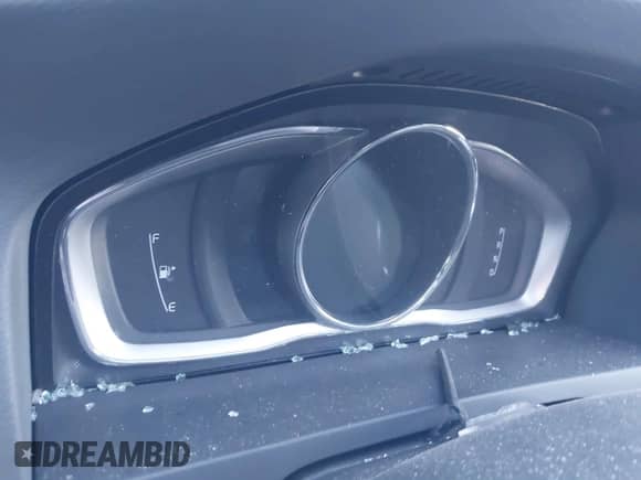 2017 Volvo S60 Inscription с VIN LYV402HK7HB133405, выставлен на аукционе IAAI как лот 41331529 с пробегом Не указан миль и . История ставок и продаж доступна на DreamBid. Изображение 7.