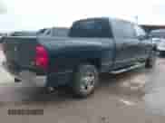 2007 Dodge 1500 SLT z VIN 3D7KR19D77G842727, wystawiony jako IAAI lot #41909108 z przebiegiem 202 619 mil mil oraz . Historia ofert i sprzedaży dostępna na DreamBid. Obrazek 4.