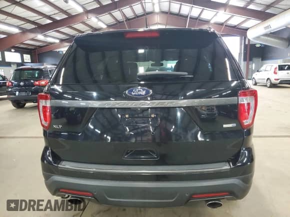 2018 Ford Explorer XLT z VIN 1FM5K8DH7JGC59927, wystawiony jako Copart lot #86614155 z przebiegiem 126 021 mil mil oraz Czysty tytuł • Clean title. Historia ofert i sprzedaży dostępna na DreamBid. Obrazek 6.