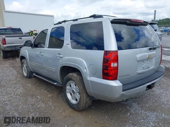 2011 Chevrolet Tahoe LT с VIN 1GNSCBE06BR361758, выставлен на аукционе IAAI как лот 42746015 с пробегом 155 653 миль миль и . История ставок и продаж доступна на DreamBid. Изображение 3.