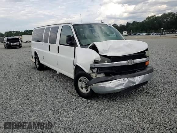 2013 Chevrolet Express Passenger LT с VIN 1GAZG1FG5D1119815, выставлен на аукционе Copart как лот 81799965 с пробегом 197 962 миль миль и Списание • Salvage title. История ставок и продаж доступна на DreamBid. Изображение 14.