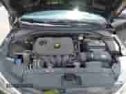 2019 Hyundai Elantra SE z VIN KMHD74LF3KU859904, wystawiony jako IAAI lot #43052989 z przebiegiem 88 332 mil mil oraz . Historia ofert i sprzedaży dostępna na DreamBid. Obrazek 10.