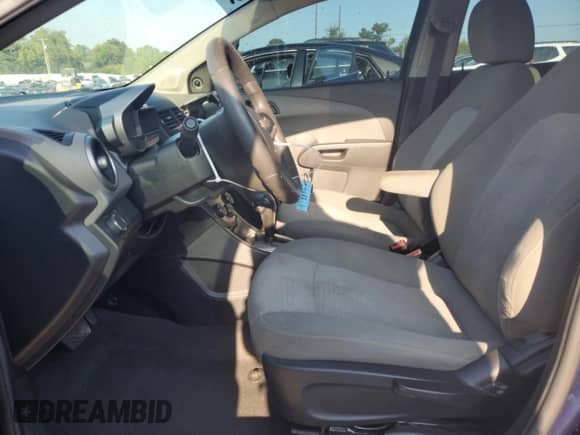 2016 Chevrolet Sonic LS с VIN 1G1JA5SH0G4148744, выставлен на аукционе Copart как лот 68545935 с пробегом 170 771 миль миль и Списание • Salvage title. История ставок и продаж доступна на DreamBid. Изображение 7.