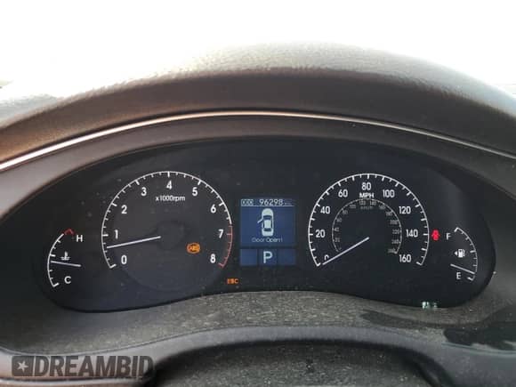 2012 Hyundai Genesis 3.8L с VIN KMHGC4DD2CU157418, выставлен на аукционе Copart как лот 81103515 с пробегом 96 298 миль миль и Списание • Salvage title. История ставок и продаж доступна на DreamBid. Изображение 9.