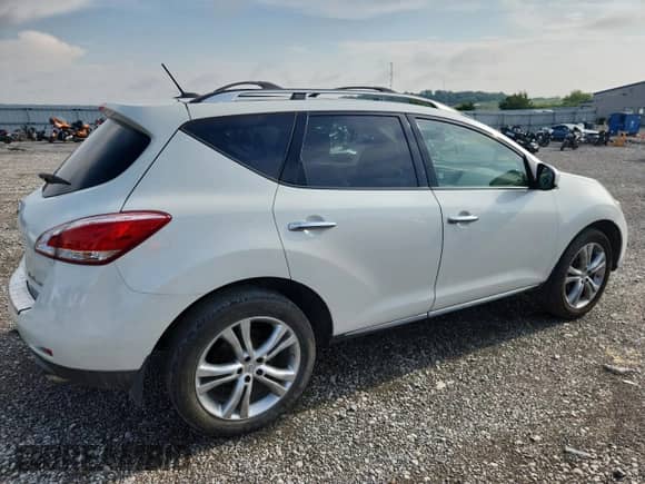 2011 Nissan Murano LE z VIN JN8AZ1MW2BW161520, wystawiony jako Copart lot #65334345 z przebiegiem 118 025 mil mil oraz Nie do naprawy • Non repairable. Historia ofert i sprzedaży dostępna na DreamBid. Obrazek 3.