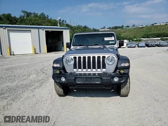 2018 Jeep Wrangler Sport with VIN 1C4GJXAG6JW281722, listed as a Copart auction lot 67529585 with 30,869 mi miles and Salvage title. Bid and sale history available at DreamBid. Image 13.