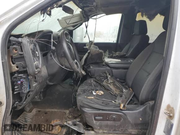 2022 Chevrolet Silverado 3500HD LT z VIN 1GC4YTEY6NF142769, wystawiony jako Copart lot #44258815 z przebiegiem Nie podano mil oraz Szkoda całkowita • Salvage title. Historia ofert i sprzedaży dostępna na DreamBid. Obrazek 7.