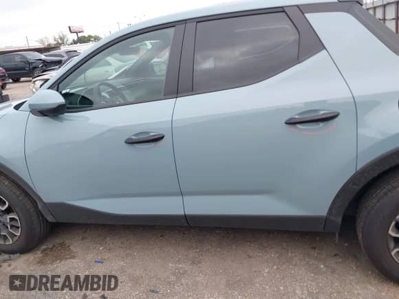 2024 Hyundai Santa Cruz SE с VIN 5NTJA4DE0RH120011, выставлен на аукционе IAAI как лот 41275888 с пробегом 11 514 миль миль и . История ставок и продаж доступна на DreamBid. Изображение 14.