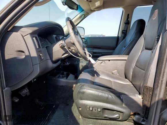 2001 Dodge Durango with VIN 1B4HR28N91F598184, listed as a Copart auction lot 53142095 with 81,163 mi miles and Salvage title. Bid and sale history available at DreamBid. Image 7.