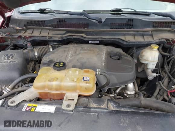 2014 Ram 1500 Laramie z VIN 1C6RR7VM5ES297951, wystawiony jako IAAI lot #42361374 z przebiegiem 210 193 mil mil oraz . Historia ofert i sprzedaży dostępna na DreamBid. Obrazek 10.