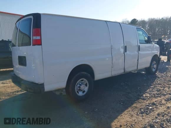 2017 Chevrolet Express Cargo with VIN 1GCWGBFF0H1109366, listed as a IAAI auction lot 41494549 with 181,398 mi miles and . Bid and sale history available at DreamBid. Image 4.