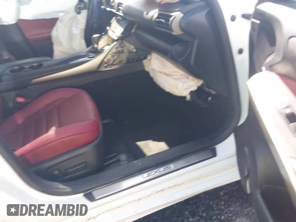 2019 Lexus IS 350 с VIN JTHBZ1D21K5034050, выставлен на аукционе IAAI как лот 42306165 с пробегом 75 886 миль миль и . История ставок и продаж доступна на DreamBid. Изображение 4.