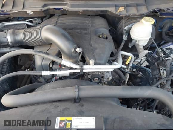 2018 Ram 1500 Big Horn z VIN 1C6RR7GT1JS106752, wystawiony jako IAAI lot #41163663 z przebiegiem 91 297 mil mil oraz . Historia ofert i sprzedaży dostępna na DreamBid. Obrazek 10.