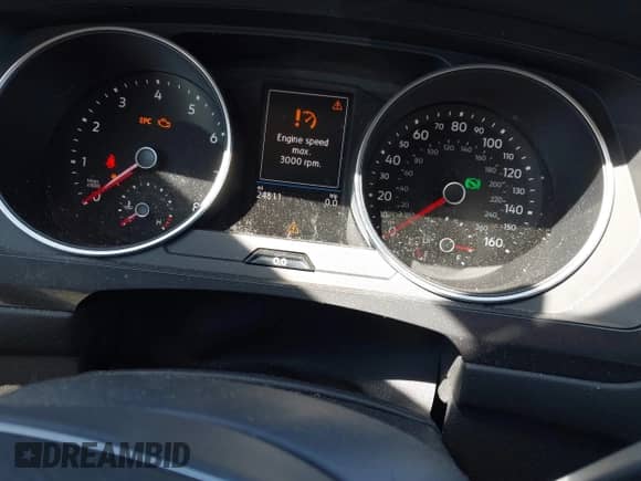 2021 Volkswagen Tiguan SE с VIN 3VV2B7AX0MM091976, выставлен на аукционе IAAI как лот 43062163 с пробегом 24 811 миль миль и . История ставок и продаж доступна на DreamBid. Изображение 7.