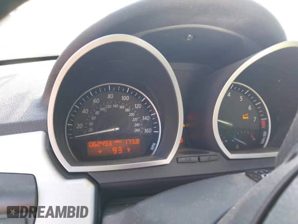 2008 BMW Z4 3.0i с VIN 4USBU33518LW75723, выставлен на аукционе IAAI как лот 42350961 с пробегом 62 493 миль миль и . История ставок и продаж доступна на DreamBid. Изображение 7.