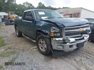 2013 Chevrolet Silverado 1500 LT с VIN 1GCRKSE78DZ324253, выставлен на аукционе IAAI как лот 42962249 с пробегом 208 385 миль миль и . История ставок и продаж доступна на DreamBid. Изображение 1.