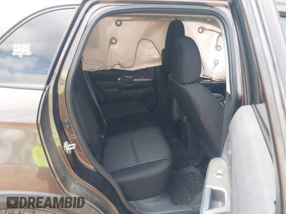 2020 Mitsubishi Outlander SE с VIN JA4AP4AU3LU012174, выставлен на аукционе IAAI как лот 42758438 с пробегом 15 827 миль миль и . История ставок и продаж доступна на DreamBid. Изображение 8.