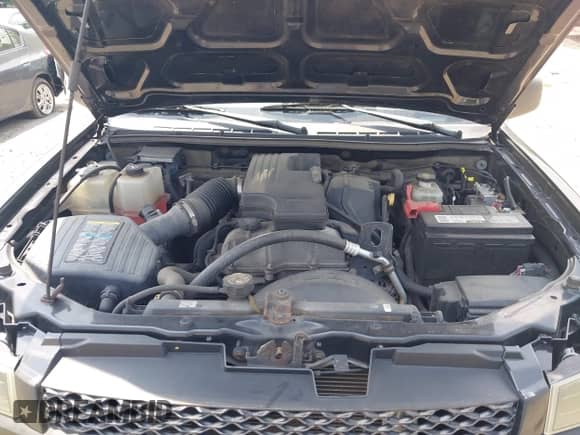 2008 Chevrolet Colorado z VIN 1GCDT299288231341, wystawiony jako IAAI lot #42573808 z przebiegiem 125 007 mil mil oraz . Historia ofert i sprzedaży dostępna na DreamBid. Obrazek 10.