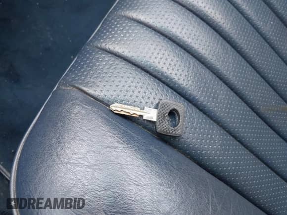 1987 Mercedes-Benz 300 с VIN WDBEB93D4HF025493, выставлен на аукционе IAAI как лот 41849239 с пробегом 343 514 миль миль и . История ставок и продаж доступна на DreamBid. Изображение 11.