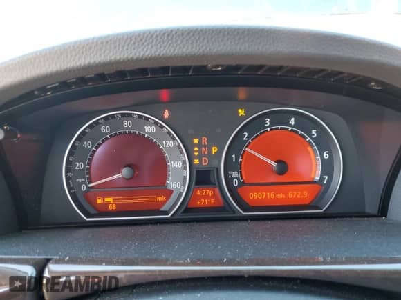 2004 BMW 7 Series 745i z VIN WBAGL63534DP73170, wystawiony jako Copart lot #64250965 z przebiegiem 90 716 mil mil oraz Czysty tytuł • Clean title. Historia ofert i sprzedaży dostępna na DreamBid. Obrazek 9.