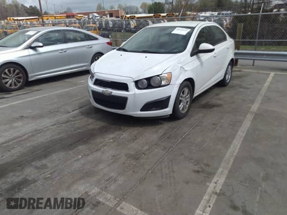 2012 Chevrolet Sonic LS with VIN 1G1JB5SH8C4215968, listed as a IAAI auction lot 41922525 with 206,643 mi miles and . Bid and sale history available at DreamBid. Image 2.