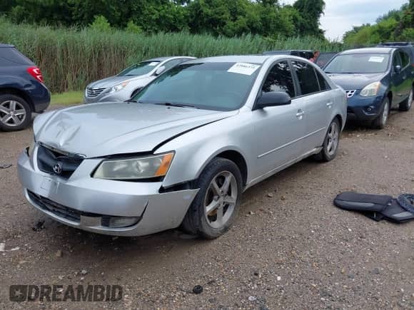 2007 Hyundai Sonata SE с VIN 5NPEU46F87H287579, выставлен на аукционе IAAI как лот 42886375 с пробегом 128 534 миль миль и . История ставок и продаж доступна на DreamBid. Изображение 2.