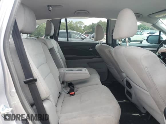 2021 Honda Pilot EX z VIN 5FNYF6H32MB023256, wystawiony jako Copart lot #58390145 z przebiegiem 56 179 mil mil oraz Szkoda całkowita • Salvage title. Historia ofert i sprzedaży dostępna na DreamBid. Obrazek 11.