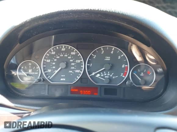 2001 BMW 3 Series 330Ci с VIN WBABS53471JU82604, выставлен на аукционе IAAI как лот 43519996 с пробегом 115 311 миль миль и . История ставок и продаж доступна на DreamBid. Изображение 16.