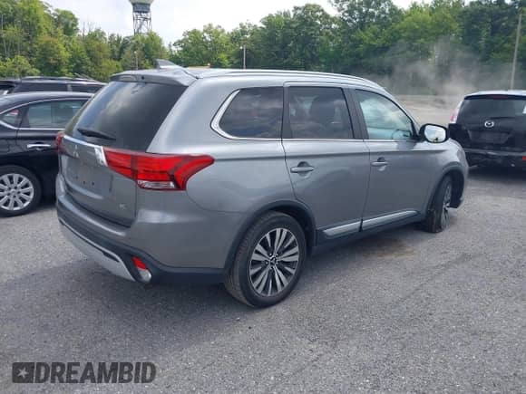 2020 Mitsubishi Outlander SE с VIN JA4AD3A32LZ030842, выставлен на аукционе IAAI как лот 42778863 с пробегом Не указан миль и . История ставок и продаж доступна на DreamBid. Изображение 4.