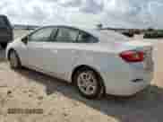 2019 Chevrolet Cruze with VIN 1G1BJ5SM5K7104098, listed as a Copart auction lot 70595035 with 128,620 mi miles and Clean title. Bid and sale history available at DreamBid. Image 2.