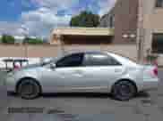 2006 Toyota Camry STD z VIN 4T1BE32K16U156037, wystawiony jako IAAI lot #43193359 z przebiegiem 187 400 mil mil oraz . Historia ofert i sprzedaży dostępna na DreamBid. Obrazek 14.