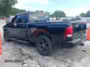 2014 Ram 1500 Express z VIN 1C6RR6FT8ES113103, wystawiony jako IAAI lot #43118869 z przebiegiem 170 043 mil mil oraz . Historia ofert i sprzedaży dostępna na DreamBid. Obrazek 3.