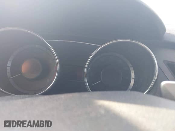 2011 Hyundai Sonata SE z VIN 5NPEC4AC8BH021973, wystawiony jako IAAI lot #43393184 z przebiegiem 74 105 mil mil oraz . Historia ofert i sprzedaży dostępna na DreamBid. Obrazek 7.