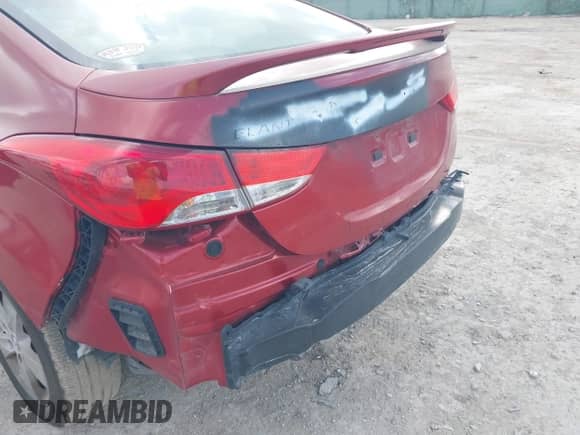 2013 Hyundai Elantra GLS с VIN KMHDH4AE9DU740863, выставлен на аукционе IAAI как лот 43392180 с пробегом 122 036 миль миль и . История ставок и продаж доступна на DreamBid. Изображение 14.
