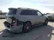 2024 Mercedes-Benz GLS 580 z VIN 4JGFF8FE5RB139547, wystawiony jako Copart lot #84903274 z przebiegiem 918 mil mil oraz Szkoda całkowita • Salvage title. Historia ofert i sprzedaży dostępna na DreamBid. Obrazek 3.