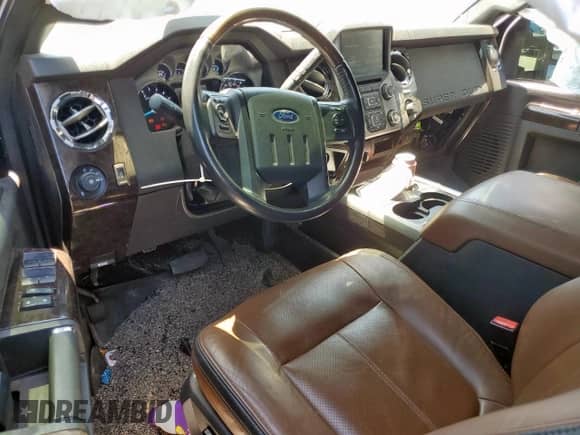 2014 Ford F-250 XL z VIN 1FT7W2BT7EEB32621, wystawiony jako Copart lot #69217615 z przebiegiem 100 710 mil mil oraz Czysty tytuł • Clean title. Historia ofert i sprzedaży dostępna na DreamBid. Obrazek 8.