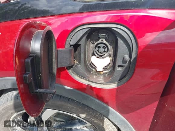 2023 Chevrolet Bolt EV 2LT z VIN 1G1FX6S0XP4121605, wystawiony jako IAAI lot #42737172 z przebiegiem Nie podano mil oraz . Historia ofert i sprzedaży dostępna na DreamBid. Obrazek 21.