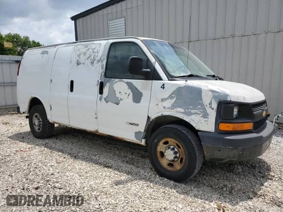 2006 Chevrolet Express Cargo with VIN 1GCGG25V861193091, listed as a Copart auction lot 60242385 with 249,162 mi miles and Clean title. Bid and sale history available at DreamBid. Image 4.