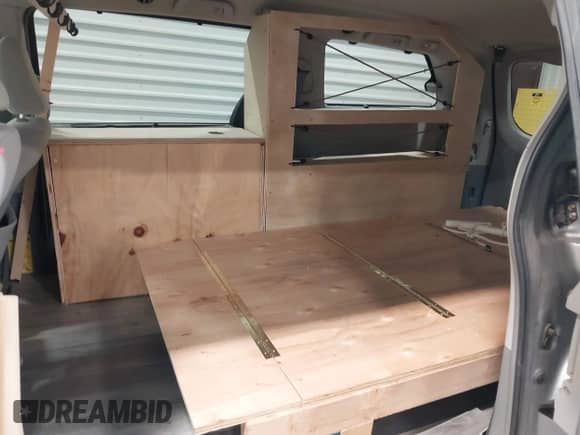 2013 Toyota Sienna LE with VIN 5TDJK3DC5DS051372, listed as a IAAI auction lot 42313353 with 174,638 mi miles and . Bid and sale history available at DreamBid. Image 8.