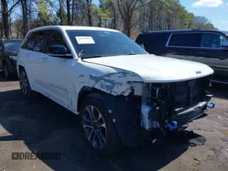 2024 Jeep Grand Cherokee Overland с VIN 1C4RJYD6XRC681717, выставлен на аукционе IAAI как лот 41983854 с пробегом 3 250 миль миль и . История ставок и продаж доступна на DreamBid. Изображение 1.