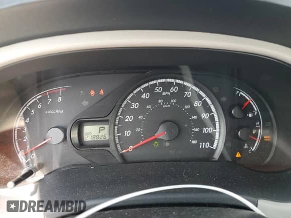 2014 Toyota Sienna LE AAS with VIN 5TDKK3DC4ES521719, listed as a Copart auction lot 69680595 with 218,826 mi miles and Salvage title. Bid and sale history available at DreamBid. Image 9.