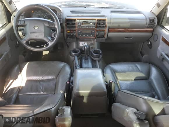 2001 Land Rover Discovery Cloth with VIN SALTY12401A706093, listed as a Copart auction lot 81511465 with 202,151 mi miles and Clean title. Bid and sale history available at DreamBid. Image 8.