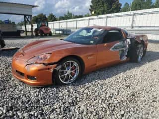 2007 Chevrolet Corvette Z06 с VIN 1G1YY26E575119808, выставлен на аукционе Copart как лот 64902095 с пробегом 48 178 миль миль и Списание • Salvage title. История ставок и продаж доступна на DreamBid. Изображение 1.