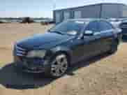 2008 Mercedes-Benz C 300 Sport z VIN WDDGF81X28F062800, wystawiony jako Copart lot #71184825 z przebiegiem 177 405 mil mil oraz Szkoda całkowita • Salvage title. Historia ofert i sprzedaży dostępna na DreamBid. Obrazek 1.