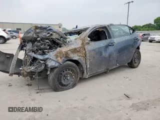 2019 Toyota Corolla L with VIN 2T1BURHE6KC241961, listed as a Copart auction lot 56730015 with Not provided miles and Non repairable. Bid and sale history available at DreamBid. Image 1.