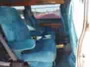 2000 Chevrolet Astro Cargo YF7 z VIN 1GBDM19W9YB161695, wystawiony jako IAAI lot #42682040 z przebiegiem 100 665 mil mil oraz . Historia ofert i sprzedaży dostępna na DreamBid. Obrazek 8.