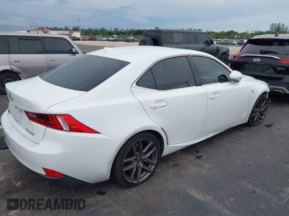 2016 Lexus IS 200t с VIN JTHBA1D23G5001775, выставлен на аукционе IAAI как лот 43386646 с пробегом 108 454 миль миль и . История ставок и продаж доступна на DreamBid. Изображение 4.